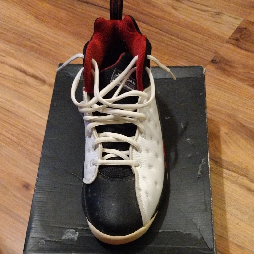 Jordan Black and White Sneakers - Picture 3 of 6